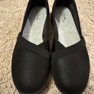 Clarks Women's Black Slip-On Comfort Loafers